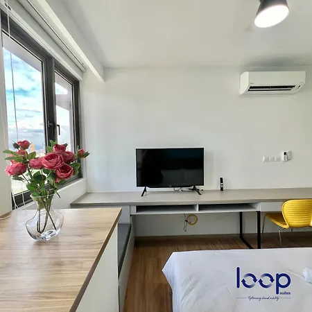 Riveria City Kl Sentral By Loop Suites Kuala Lumpur Exterior photo